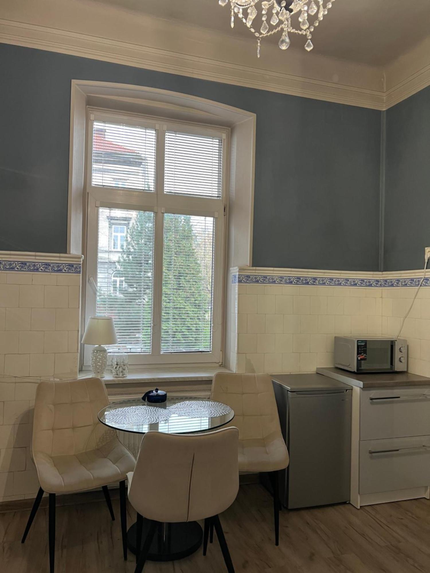 Apartamenty Przy Dworcu Przemysl Luaran gambar